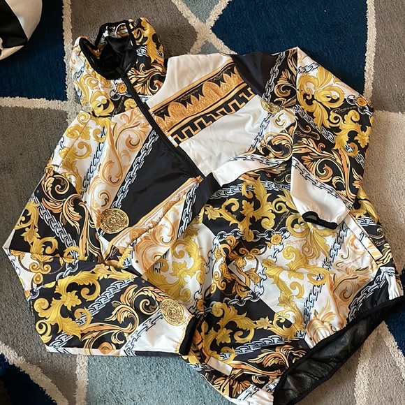 Jacket - Picture 2 of 3